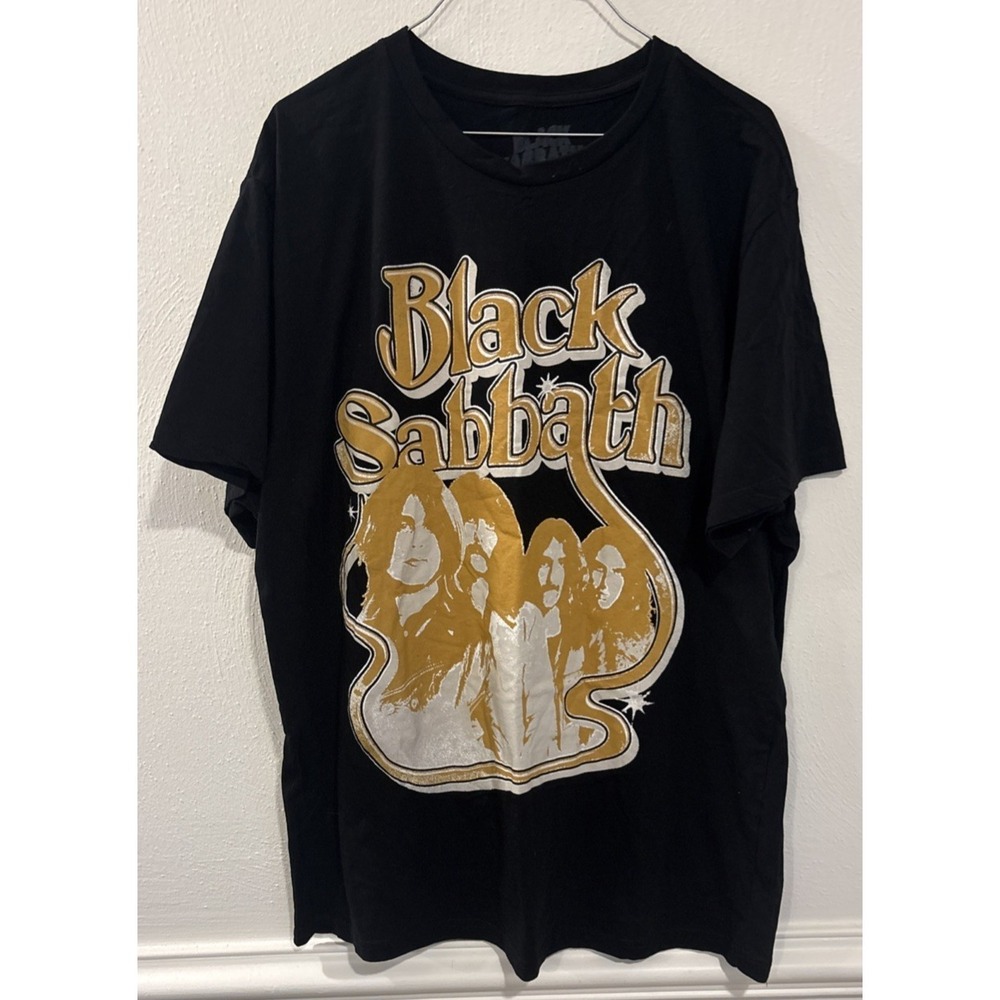 Black Sabbath Band Photo T Shirt Mens 2XL Black Heavy Metal Tee